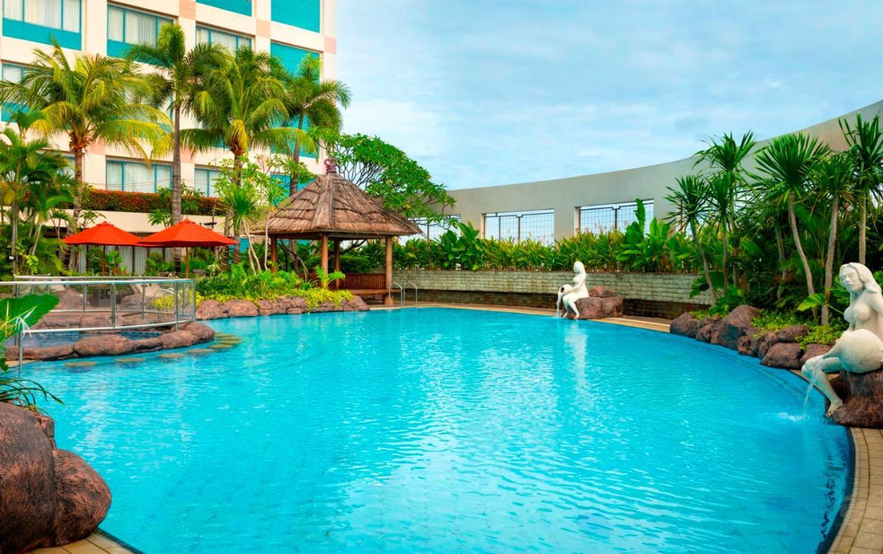 Hotel Ciputra Jakarta Managed By Swiss-Belhotel International מראה חיצוני תמונה