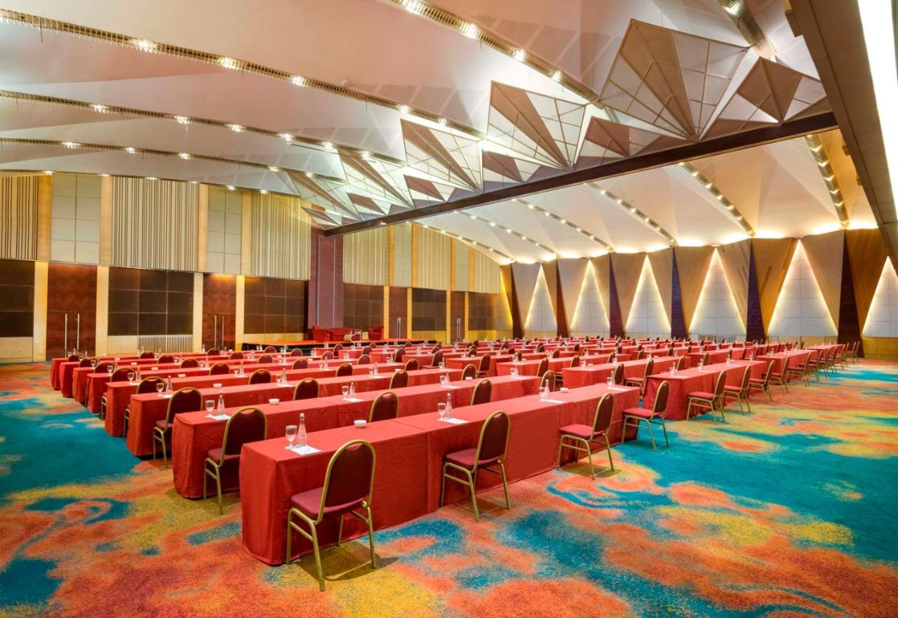 Hotel Ciputra Jakarta Managed By Swiss-Belhotel International מראה חיצוני תמונה
